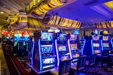 d06 apk platform interface showing sportsbook and casino games on mobile